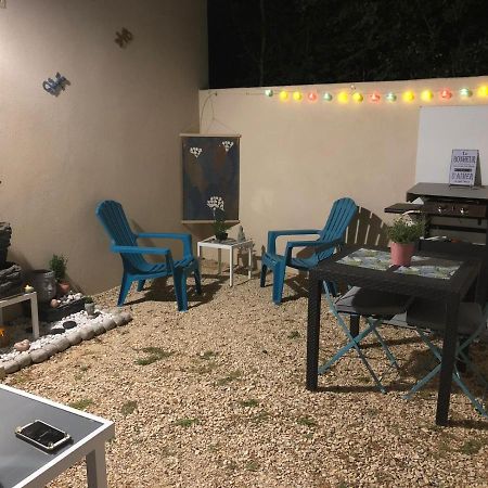 Esprit Zen En Provence Studio Spa Privatif Cheval-Blanc Exterior foto